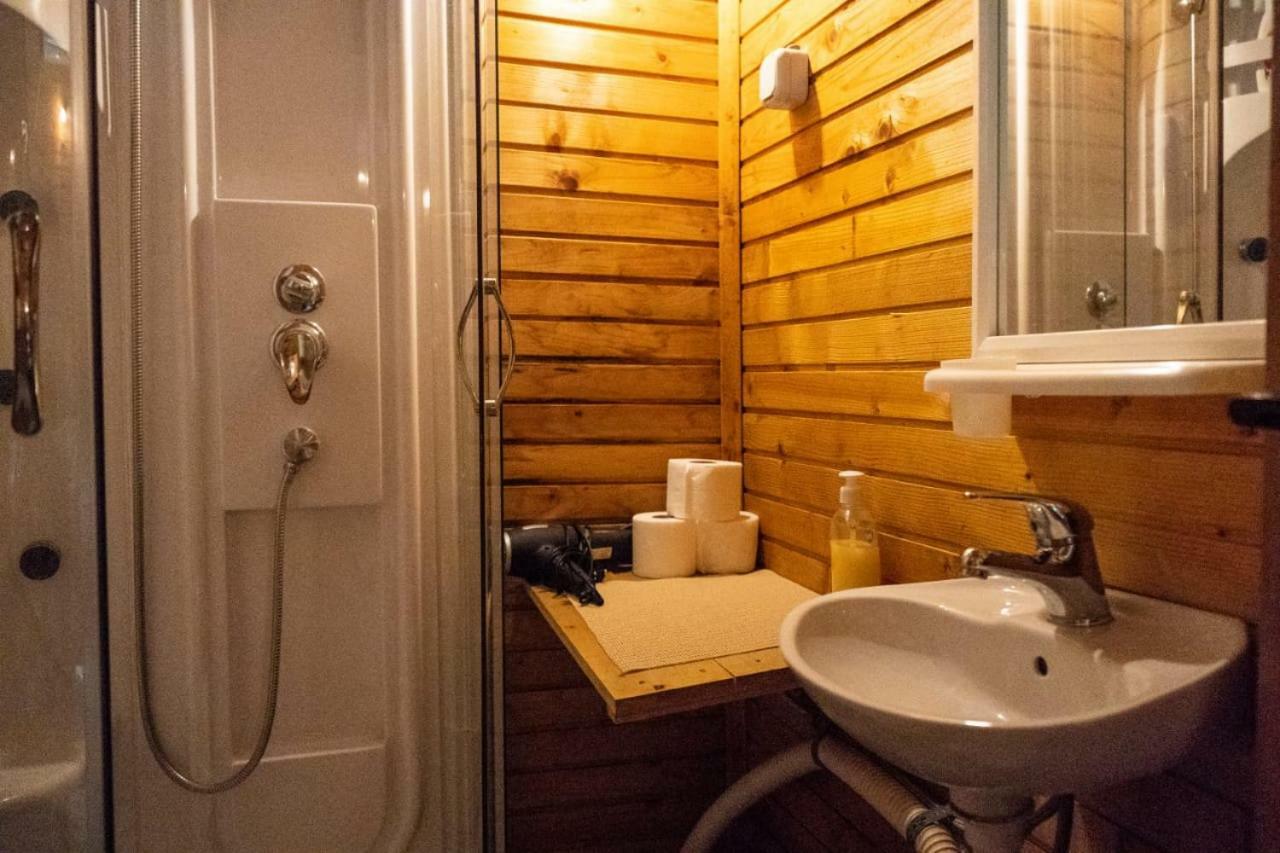 Wooden Village Resort Ponari 外观 照片